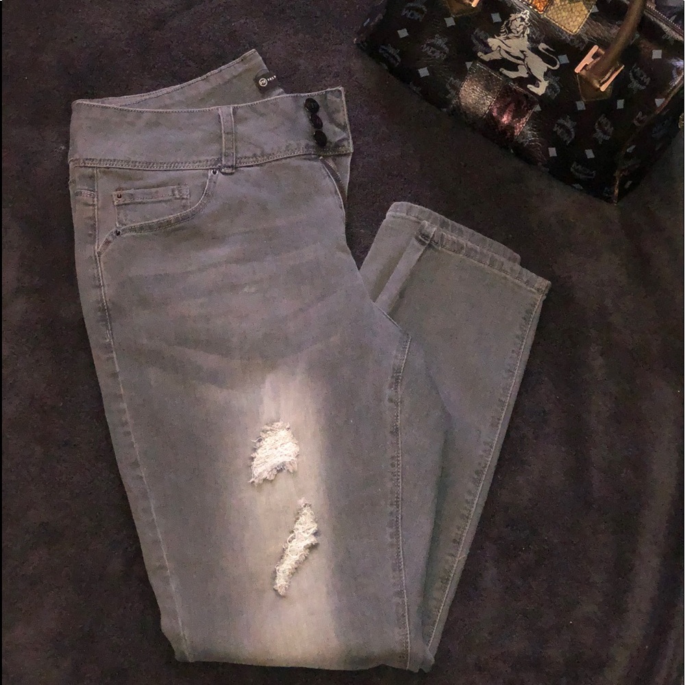 🔥FTF Gray Jeans (NWOT)